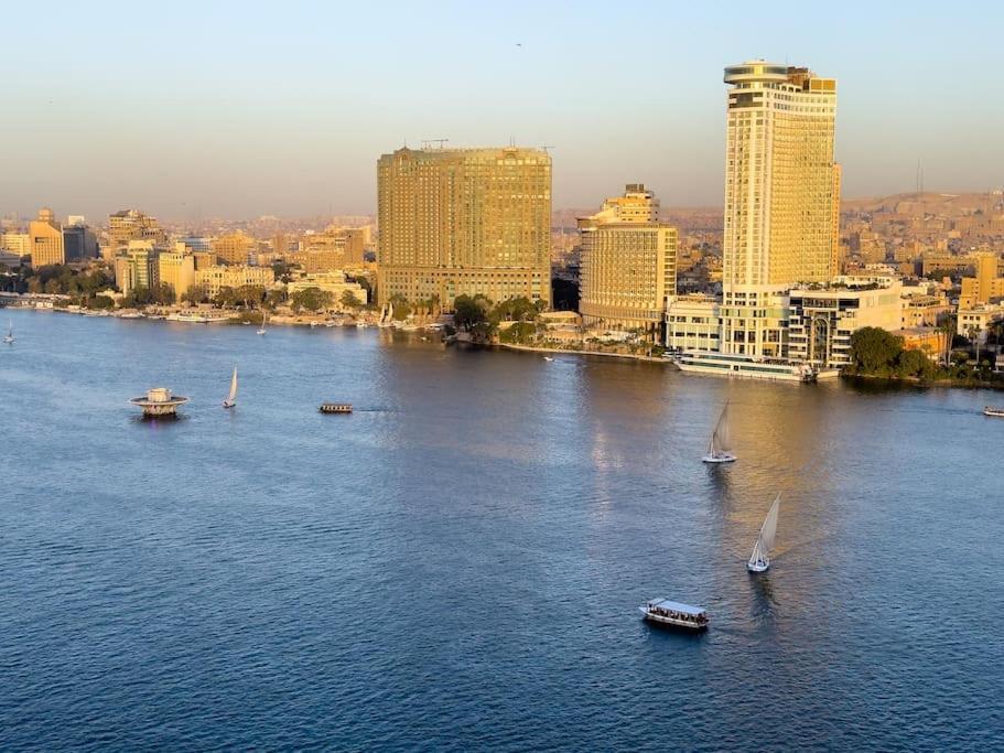 78 Nile Street- Doki -giza Apartment Cairo